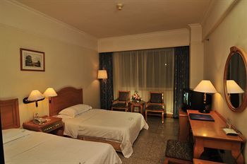 Cosco Hotel Guangzhou Bagian luar foto